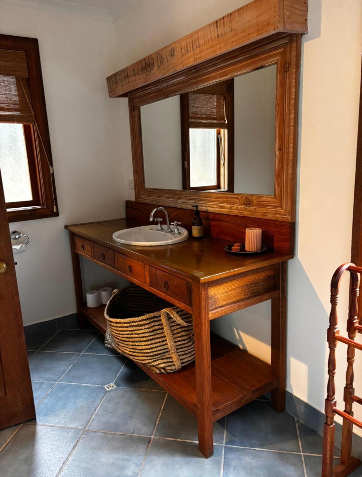 The Quarters Hotel Стран Екстериор снимка